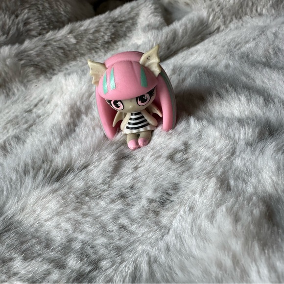 Bat lovers collectible set    BUNDLE! 3 for $15 or 4 for $20 - Picture 5 of 6